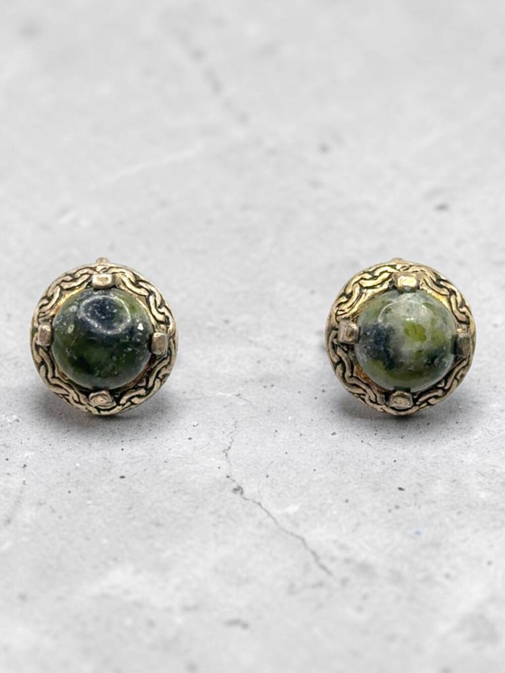 Vintage Gold-Tone Green Stone Clip-On Earrings